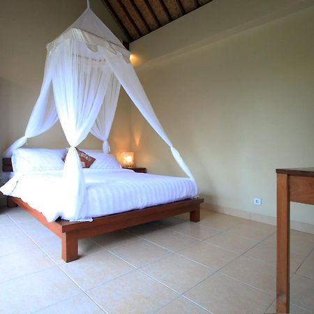 Tanggal Merah Guest House Ubud  Exterior photo